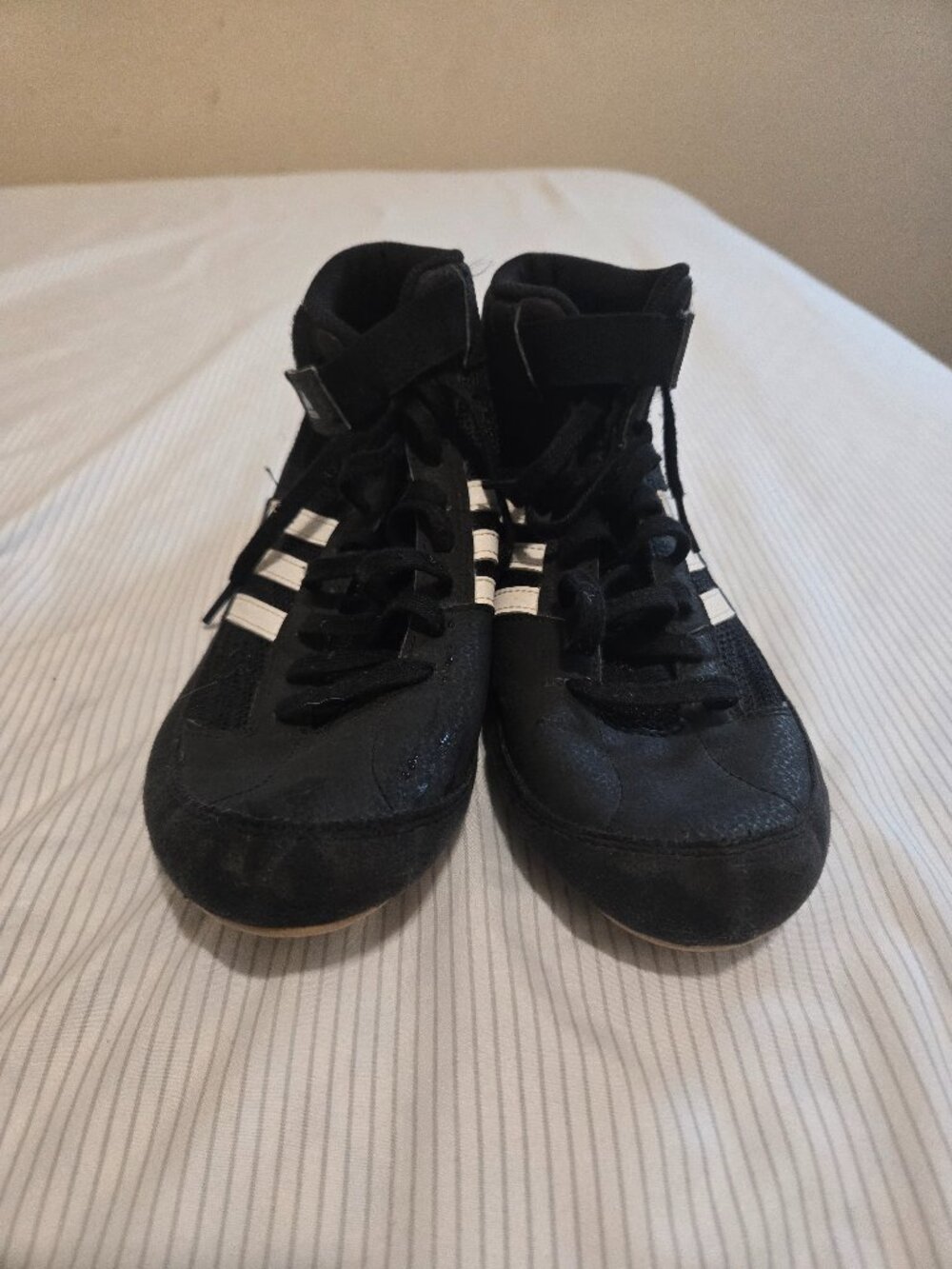 adidas Men’s HVC Wrestling/Boxing Shoes Size 6 Black/White